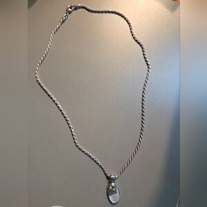 Sterling Silver Twisted Rope Chain Necklace & Mother Of Pearl Peridot Pendant